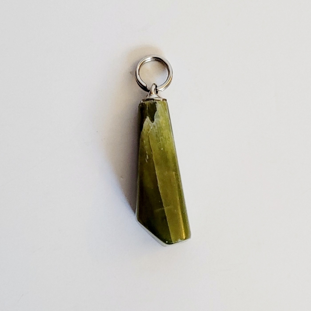 Green stone pendant